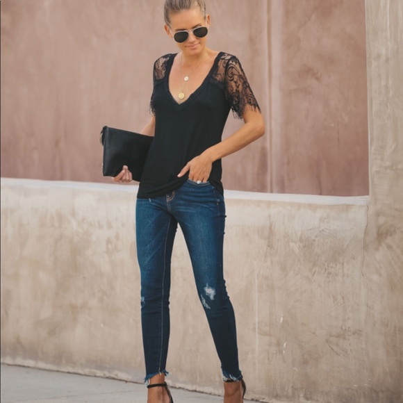 Gorgeous detailed Lace Sleeve Tee black - Picture 4 of 8